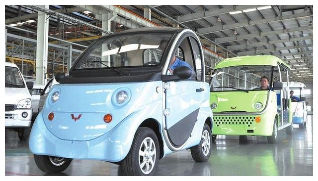 新能源車市遇冷？為何消費(fèi)者與銷售端雙雙“謹(jǐn)慎觀望”